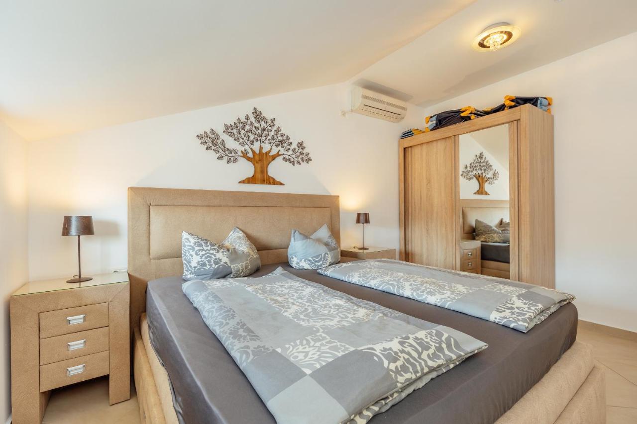הרצג-נובי Apartment Penthouse Savina מראה חיצוני תמונה