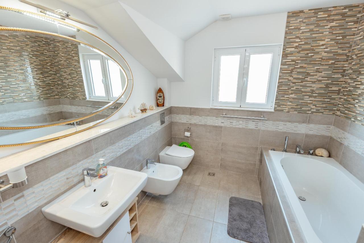 הרצג-נובי Apartment Penthouse Savina מראה חיצוני תמונה