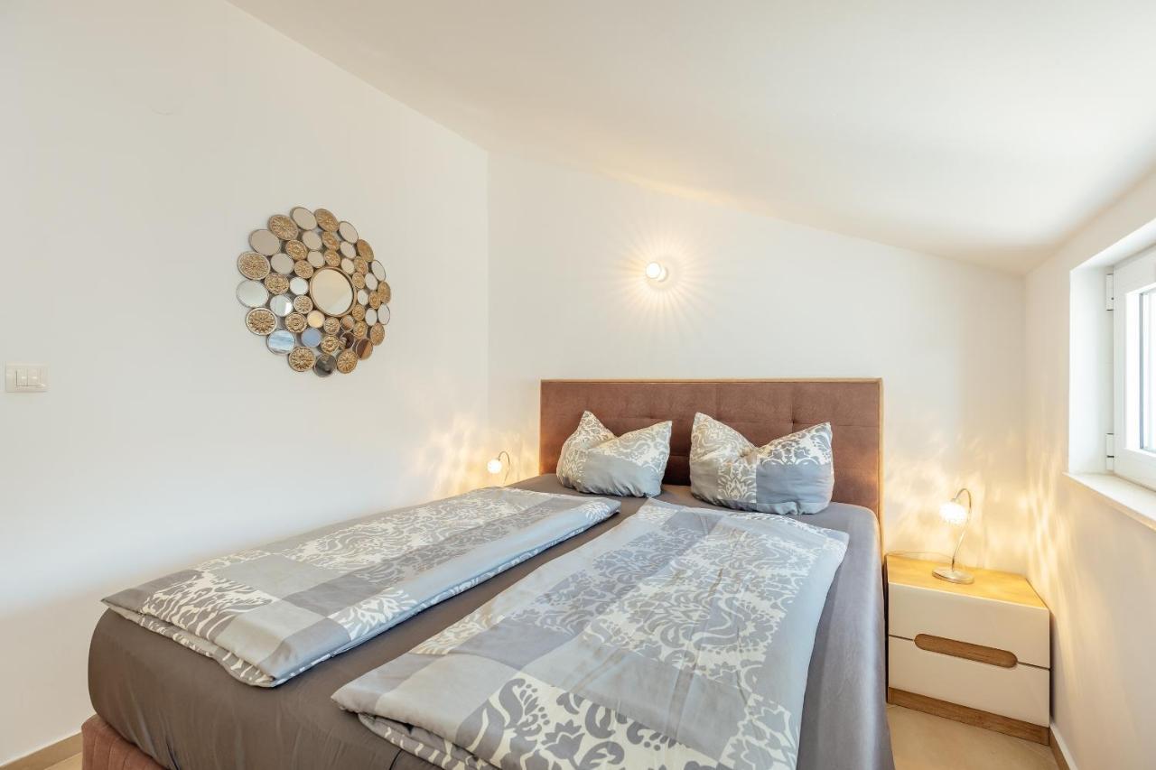 הרצג-נובי Apartment Penthouse Savina מראה חיצוני תמונה